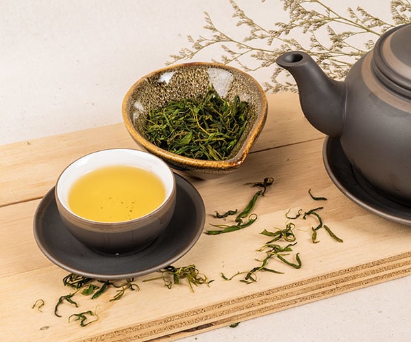 Công dụng của trà xanh đối với sức khỏe và sắc đẹp