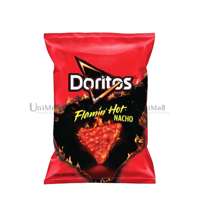 DORITOS FLAMIN' HOT Nacho Flavored Tortilla Chips