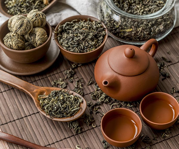 Trà mạn Thái Nguyên là gì? Những lưu ý cần thiết khi pha trà